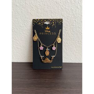 Disney Tangled Rapunzel & Flynn Lanterns Necklace Set
